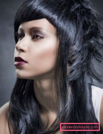 Come funziona un cappello da taglio di capelli sui capelli lunghi