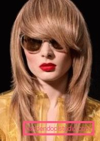 Come funziona un cappello da taglio di capelli sui capelli lunghi