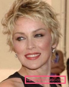 Acconciatura shaggy delle donne alla moda Quale acconciatura nella moda - tendenze nel 2019