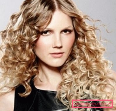 Capelli arricciati per molto tempo Che arricciatura dei capelli durerà a lungo