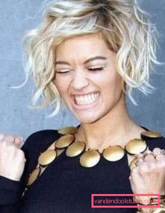 Taglio di capelli per capelli ricci di lunghezza media Quali scarti sono adatti per capelli ricci di media lunghezza
