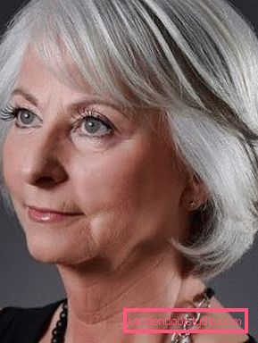 Tagli di capelli corti per le donne dopo 60 anni Quali scarti sono adatti per le donne dopo 60 anni