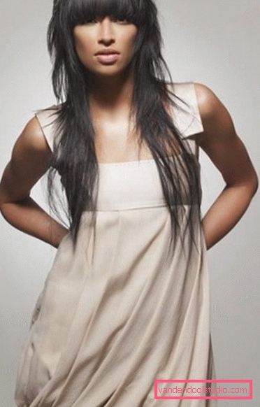 Taglio di capelli graduato per capelli lunghi Quali sono i tipi di tagli di capelli per i capelli lunghi