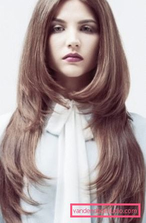 Taglio di capelli da donna per capelli lunghi Quali sono i tipi di tagli di capelli per i capelli lunghi