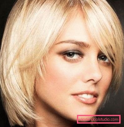 Tagli per capelli sottili di media lunghezza - quadrati Bob and bob - i migliori tagli di capelli per capelli sottili di media lunghezza