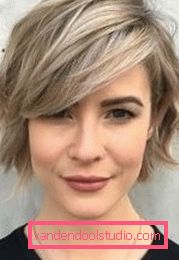 Taglio di capelli corto su capelli sottili che non richiede uno styling - quadrato Tagli di capelli corti per capelli sottili