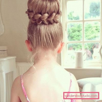 Treccine per ragazze - semplici acconciature per bambini