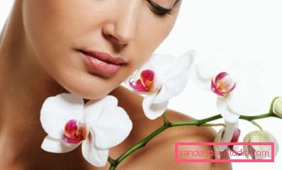 bella ragazza con fiori bella ragazza con fiori