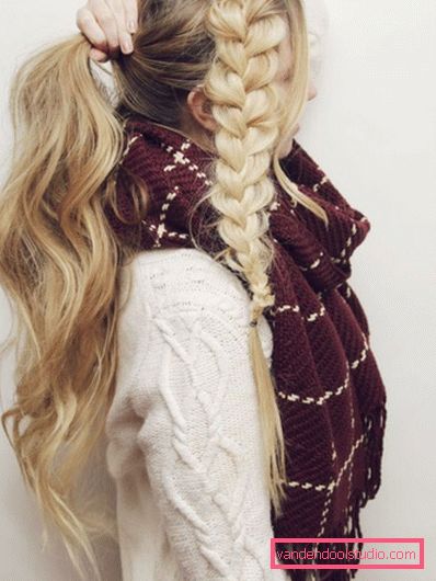 Bella acconciatura per capelli lunghi in 5 minuti