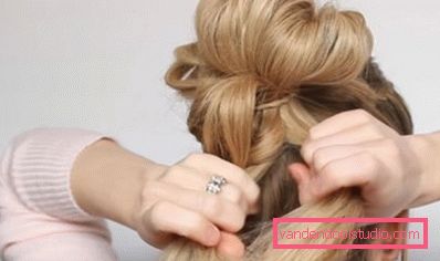 Bella acconciatura per capelli lunghi fai da te