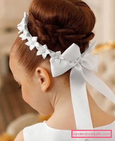 Acconciature per una vacanza per una ragazza Acconciature belle e semplici per la vacanza
