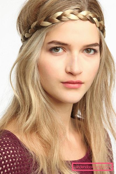 acconciature con capelli fluenti Belle acconciature per capelli lunghi e medi fluenti