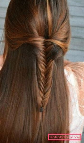 acconciature con capelli fluenti Belle acconciature per capelli lunghi e medi fluenti