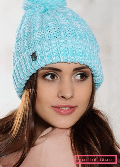 Cappelli di moda 2019-2020 per le donne - foto