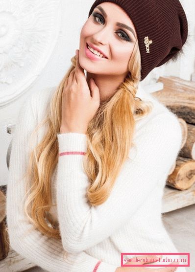 Cappelli di moda 2019-2020 per le donne - foto