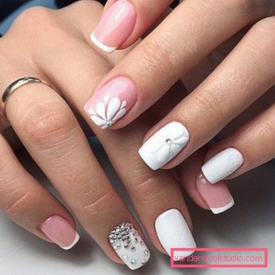 Nail design alla moda 2019-2020 anni