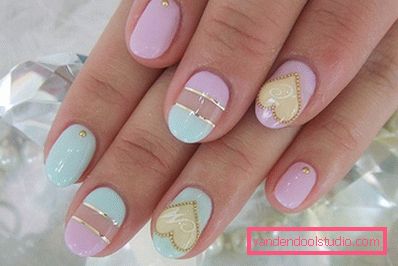 Bella manicure rosa 2019-2020 anni