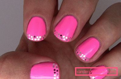 Bella manicure rosa 2019-2020 anni