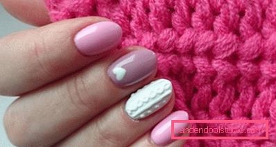 Bella manicure rosa 2019-2020 anni