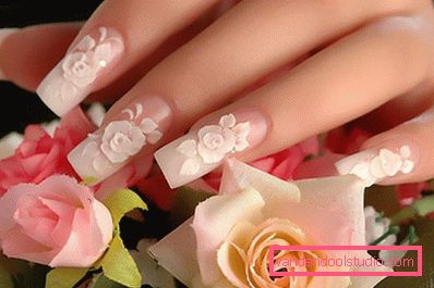 La manicure da sposa giusta per la sposa