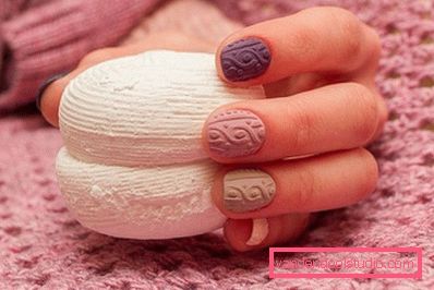 Manicure lavorata a maglia alla moda 2019-2020 anni