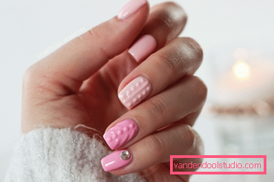 Manicure lavorata a maglia alla moda 2019-2020 anni