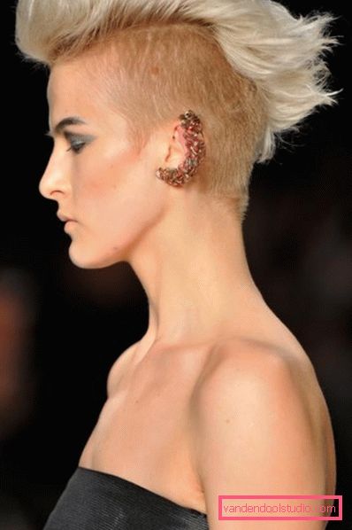 taglio di capelli corto creativo Taglio di capelli corto creativo - tendenza moda 2019