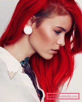 Tagli per capelli da donna con tempia rasata per capelli lunghi Tagli di capelli femminili creativi con tempie rasate e nuca