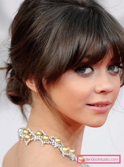 Acconciature per ballo su capelli medi Acconciature leggere e belle per ballo per capelli medi