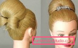 Acconciature leggere e belle per ballo per capelli medi