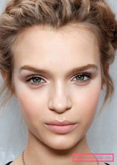 acconciature casual per capelli medi Le migliori idee per acconciature di tutti i giorni per capelli medi