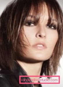 Tagli di capelli medi per capelli sottili per volume I migliori tagli di capelli per capelli sottili per il volume 2019