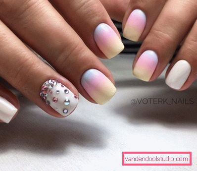 Incredibile manicure lunare 2019-2020 sulle 15 tendenze principali
