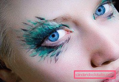 insolito trucco per gli occhi di Halloween insolito trucco per gli occhi di Halloween