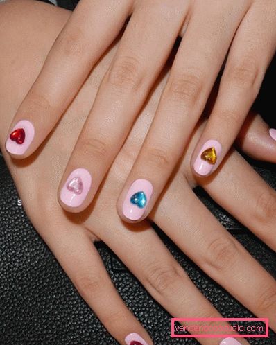Tendenze del manicure per il 14 febbraio