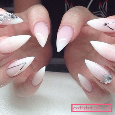 Bella manicure sulle unghie affilate 2019-2020