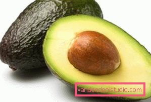 Olio di avocado per capelli