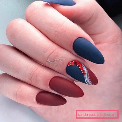 Affascinante Matte Manicure 2019-2020