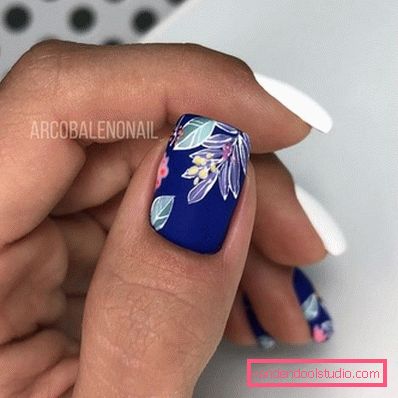 Affascinante Matte Manicure 2019-2020