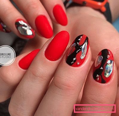 Affascinante Matte Manicure 2019-2020
