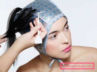 Evidenziando i capelli biondi - tendenze della moda e foto
