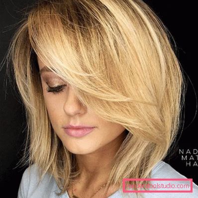 Tagli di capelli multistrato per capelli medi con frangia e senza - foto