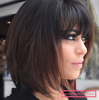 Tagli di capelli multistrato per capelli medi con frangia e senza - foto