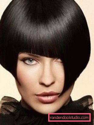 Modello tagli di capelli corti Taglio di capelli modello femminile