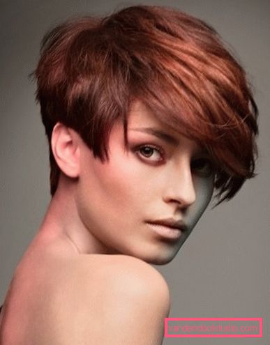 Modello tagli di capelli corti Taglio di capelli modello femminile