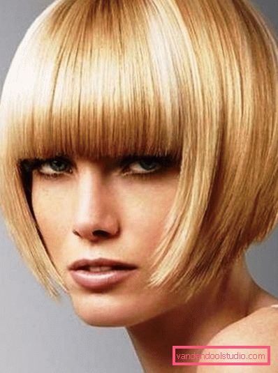 Modello tagli di capelli corti Taglio di capelli modello femminile