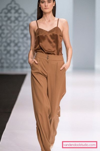 Tendenze moda dei pantaloni 2019-2020