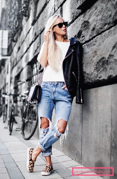 Boyfriends dei jeans delle donne alla moda 2019-2020 anni