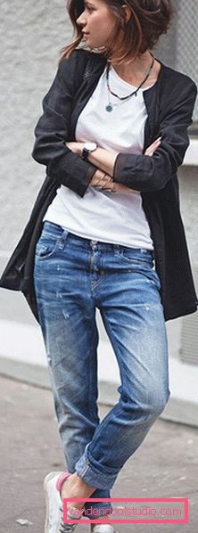 Boyfriends dei jeans delle donne alla moda 2019-2020 anni