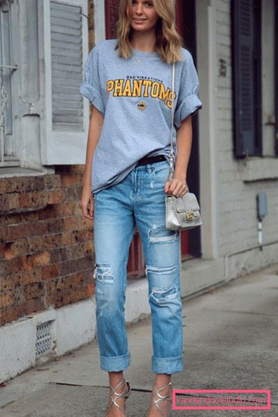 Boyfriends dei jeans delle donne alla moda 2019-2020 anni
